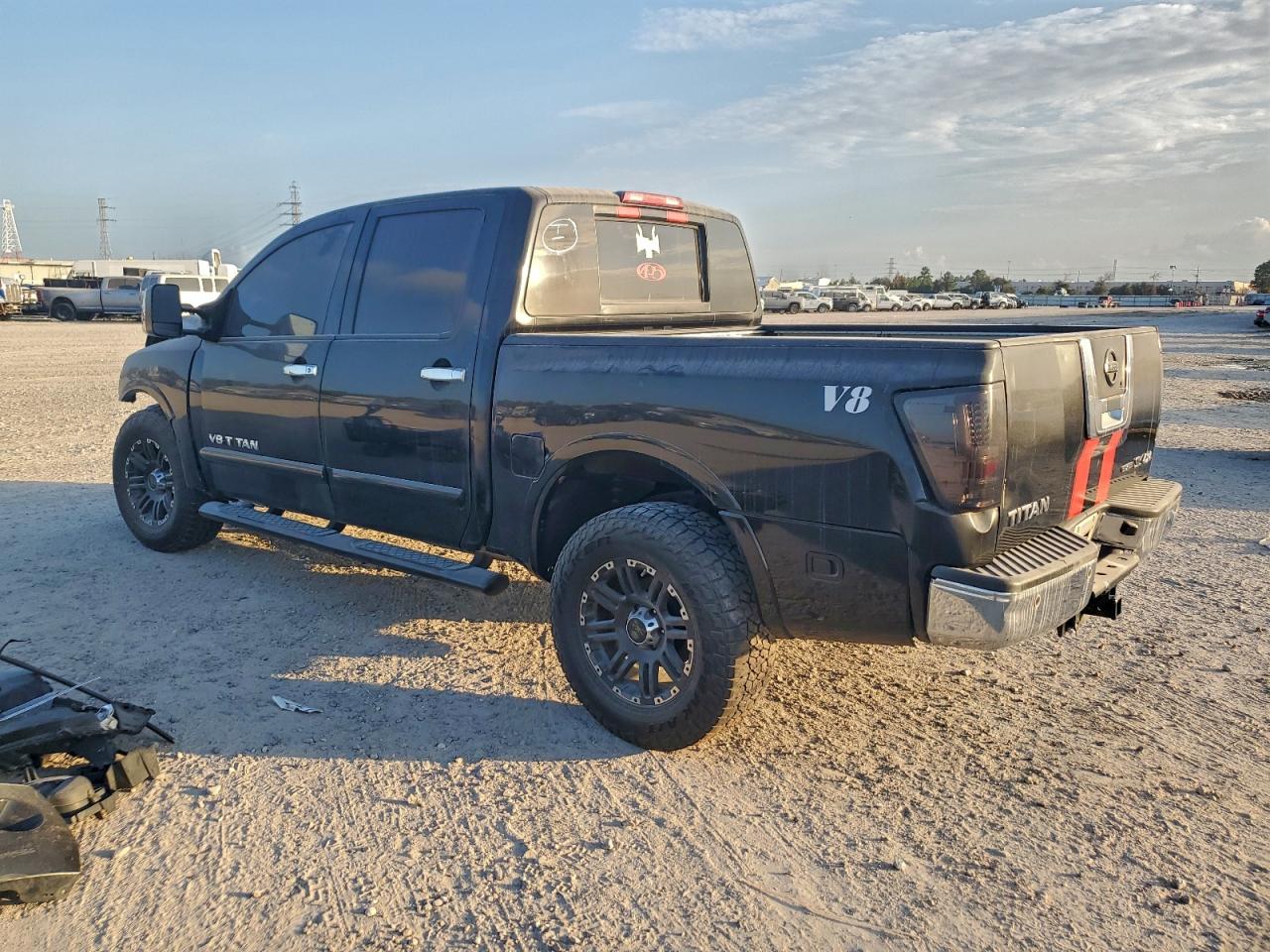 Nissan Titan S Image 10