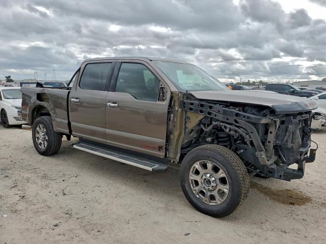 Ford F-250 Super Duty Image 13