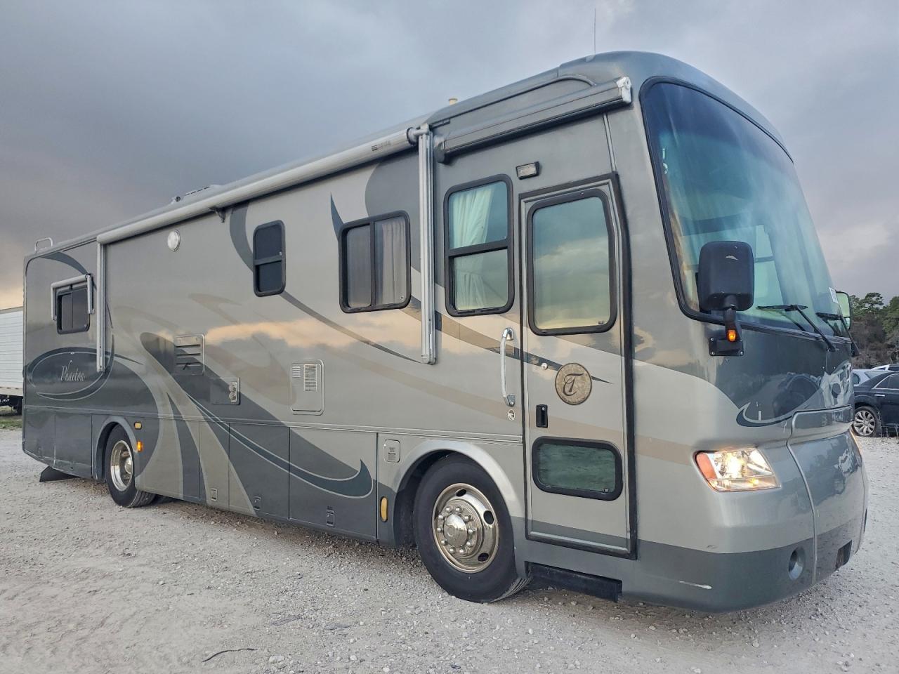 Tiffin Phaeton X Line Motor Home Image 1