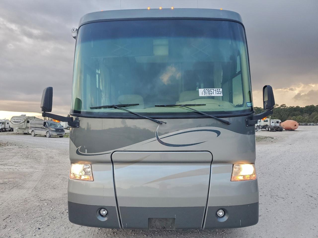 Tiffin Phaeton X Line Motor Home Image 7