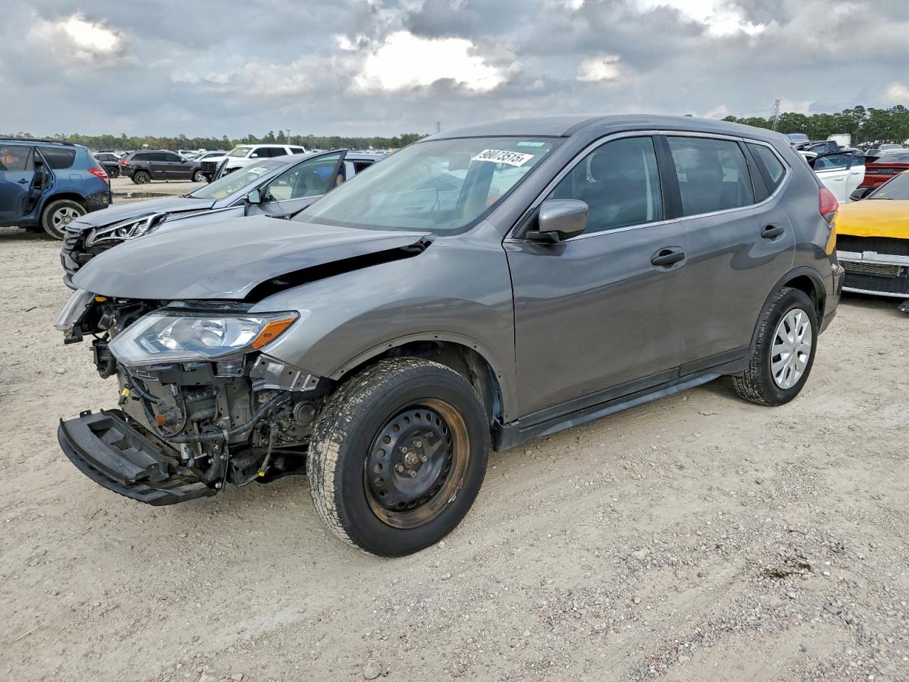 Nissan Rogue S Image 1