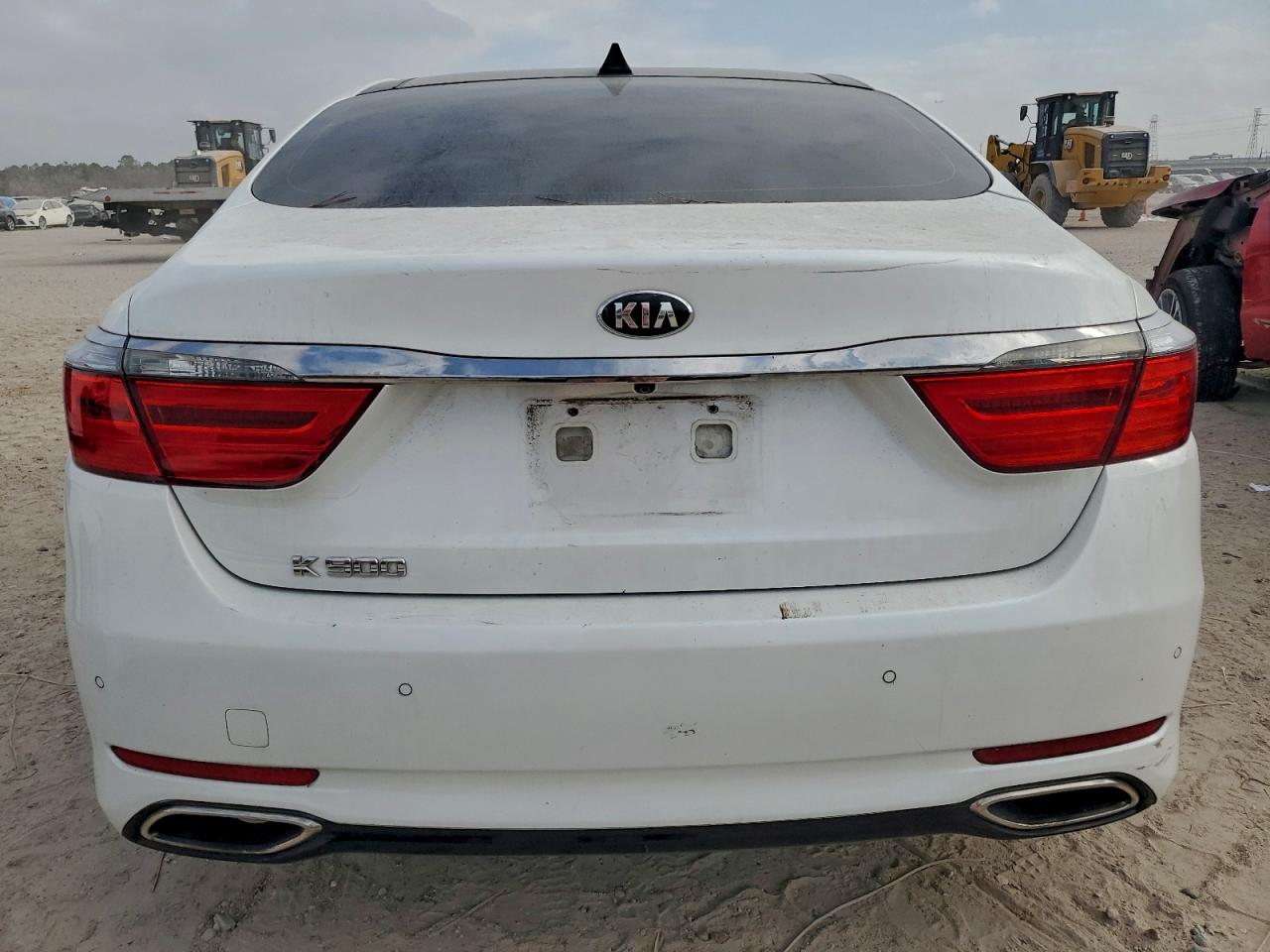 Kia K900 Image 12