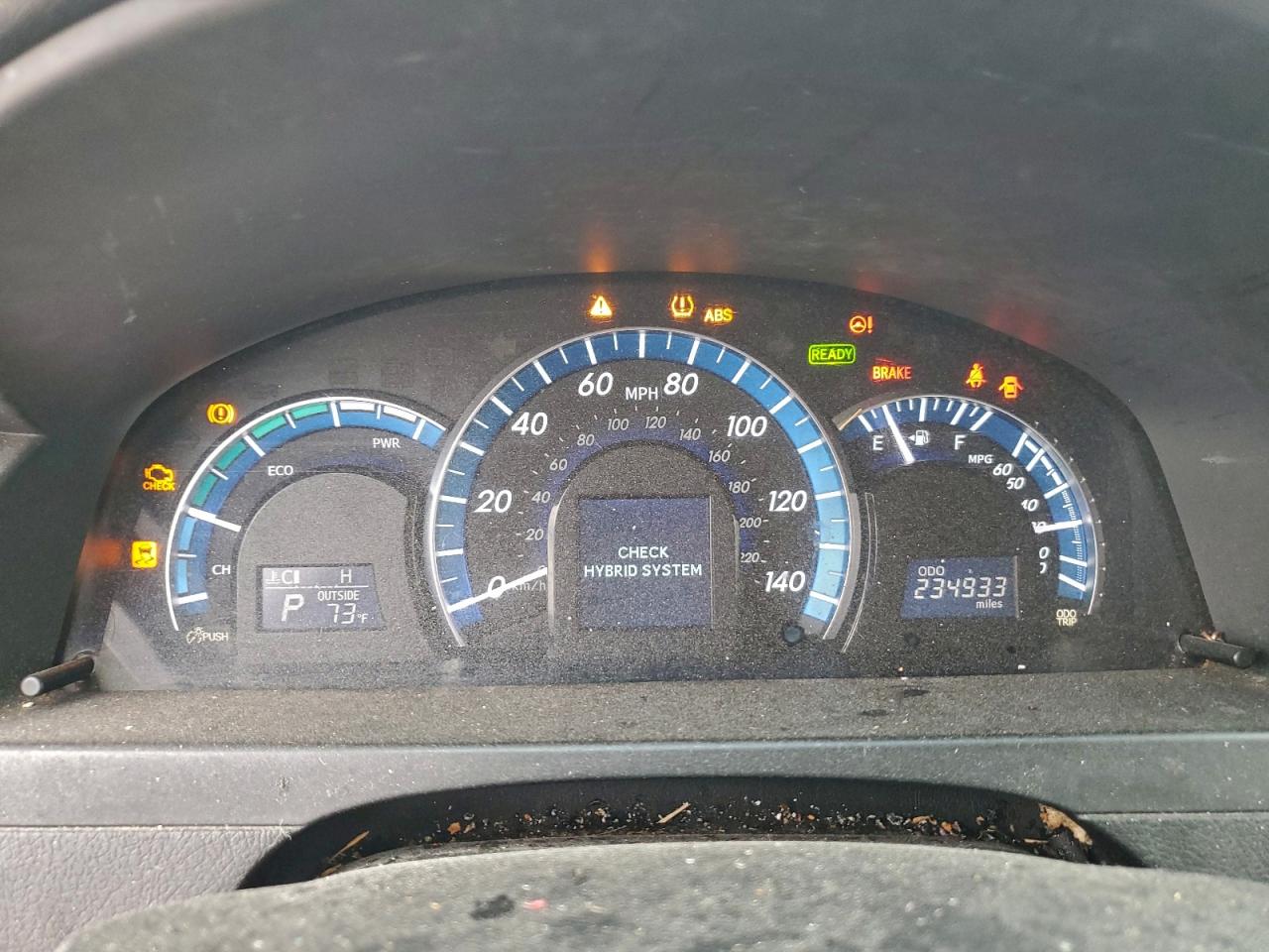 Toyota Camry Hybrid Image 2