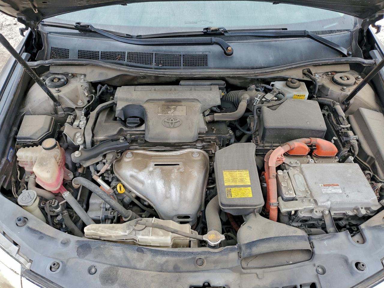 Toyota Camry Hybrid Image 7