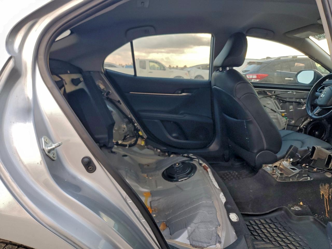 Toyota Camry Xse Image 7