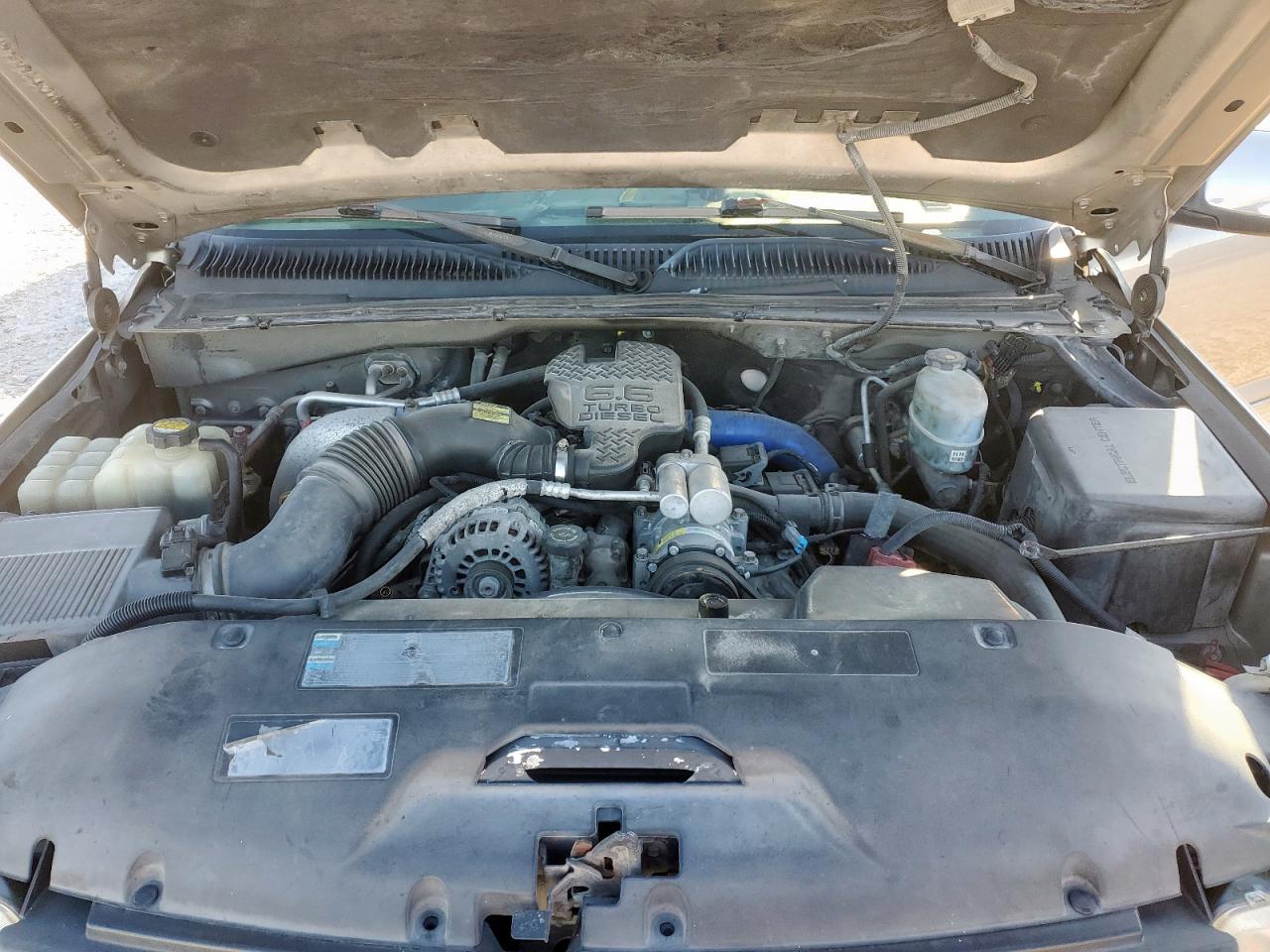 Chevrolet Silverado C2500 Heavy Duty Image 7