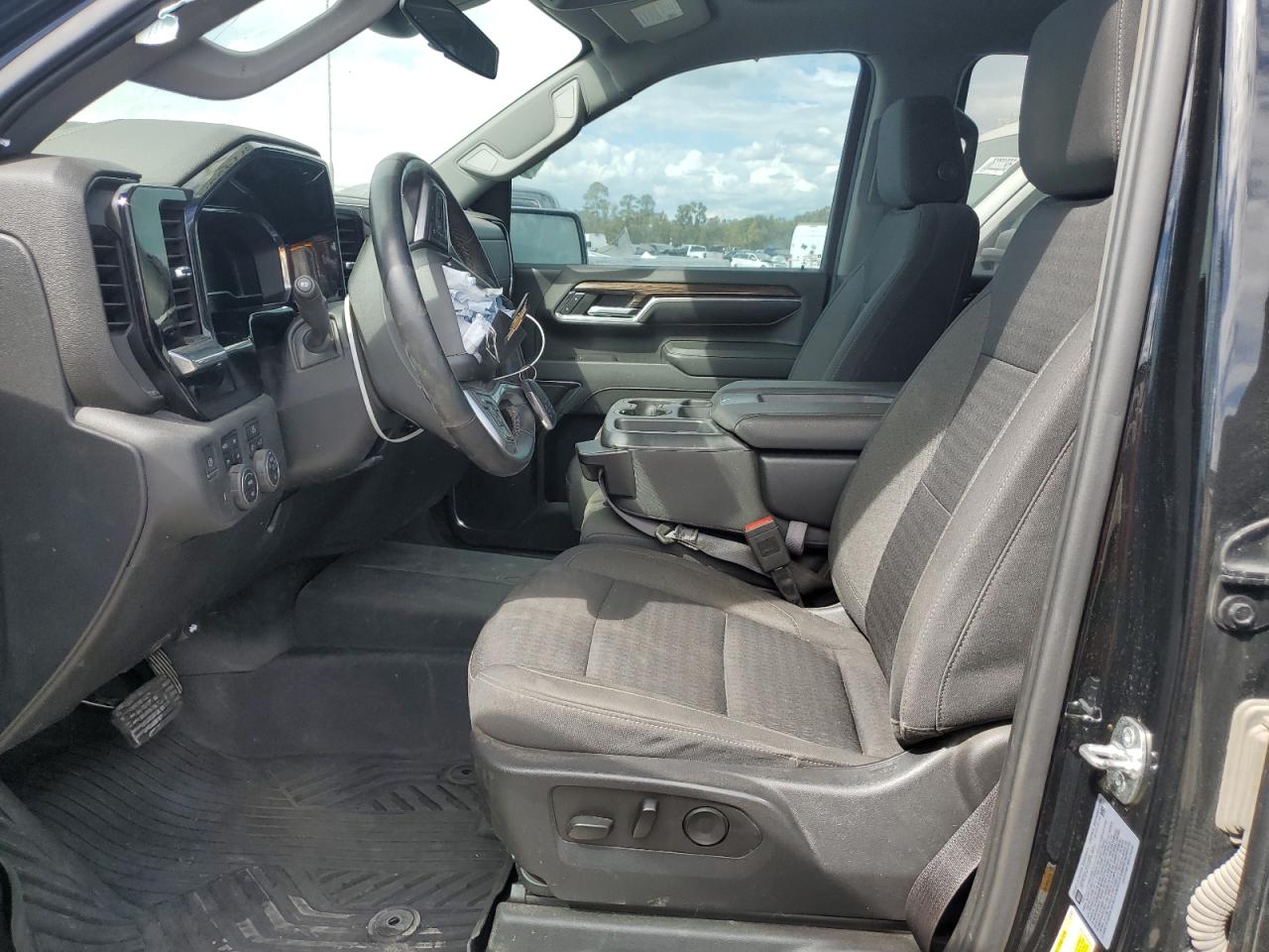 Chevrolet Silverado K2500 Heavy Duty Lt Image 9