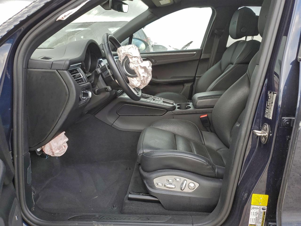 Porsche Macan Gts Image 3