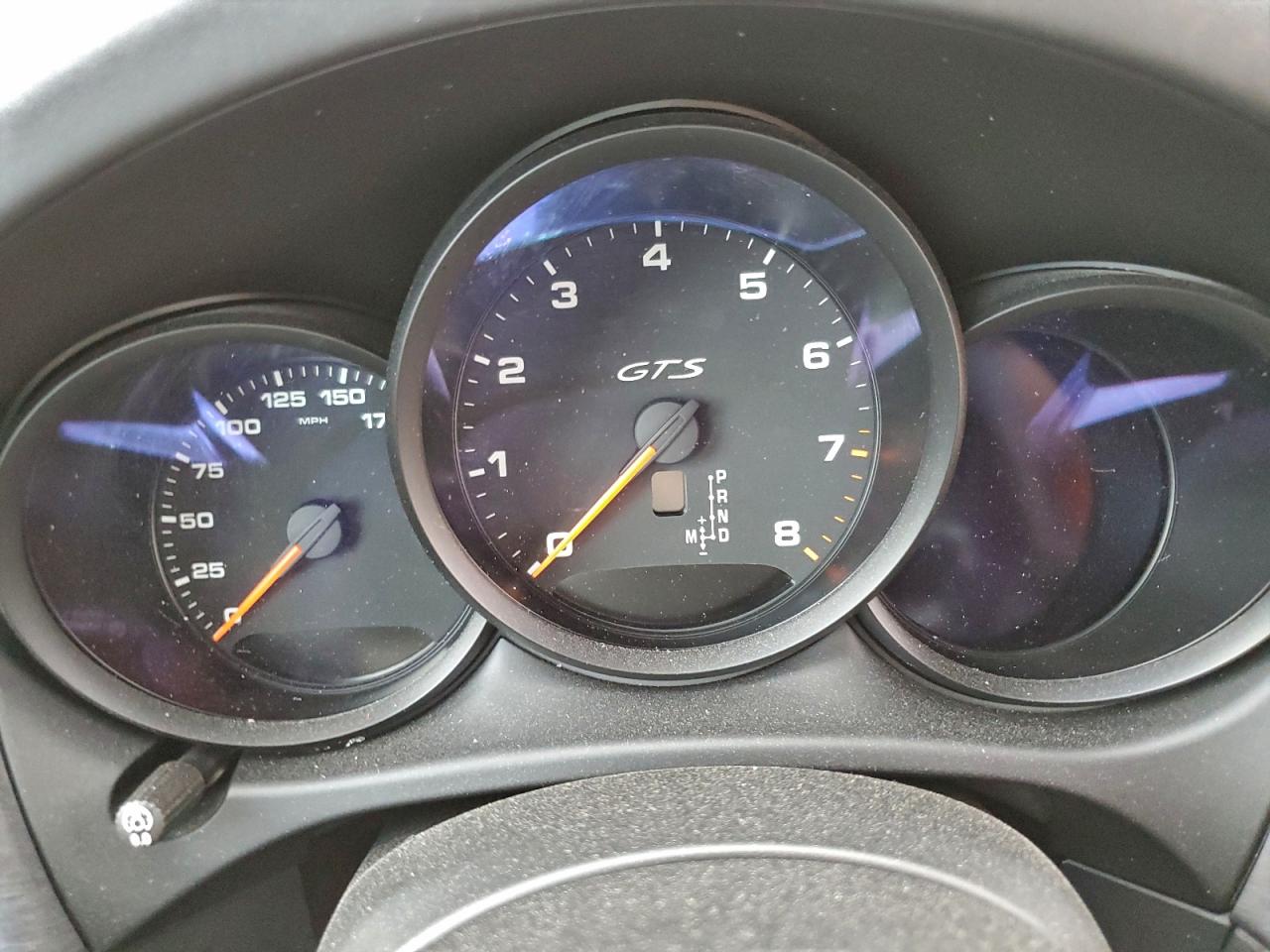 Porsche Macan Gts Image 12