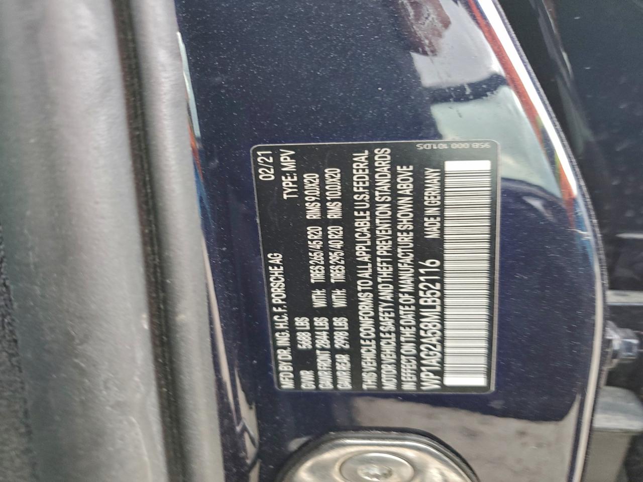 Porsche Macan Gts Image 10