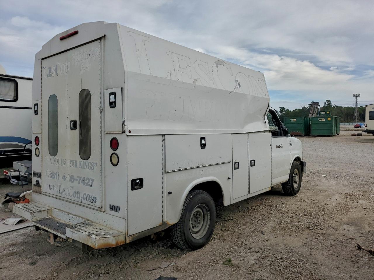 Chevrolet Express Image 4