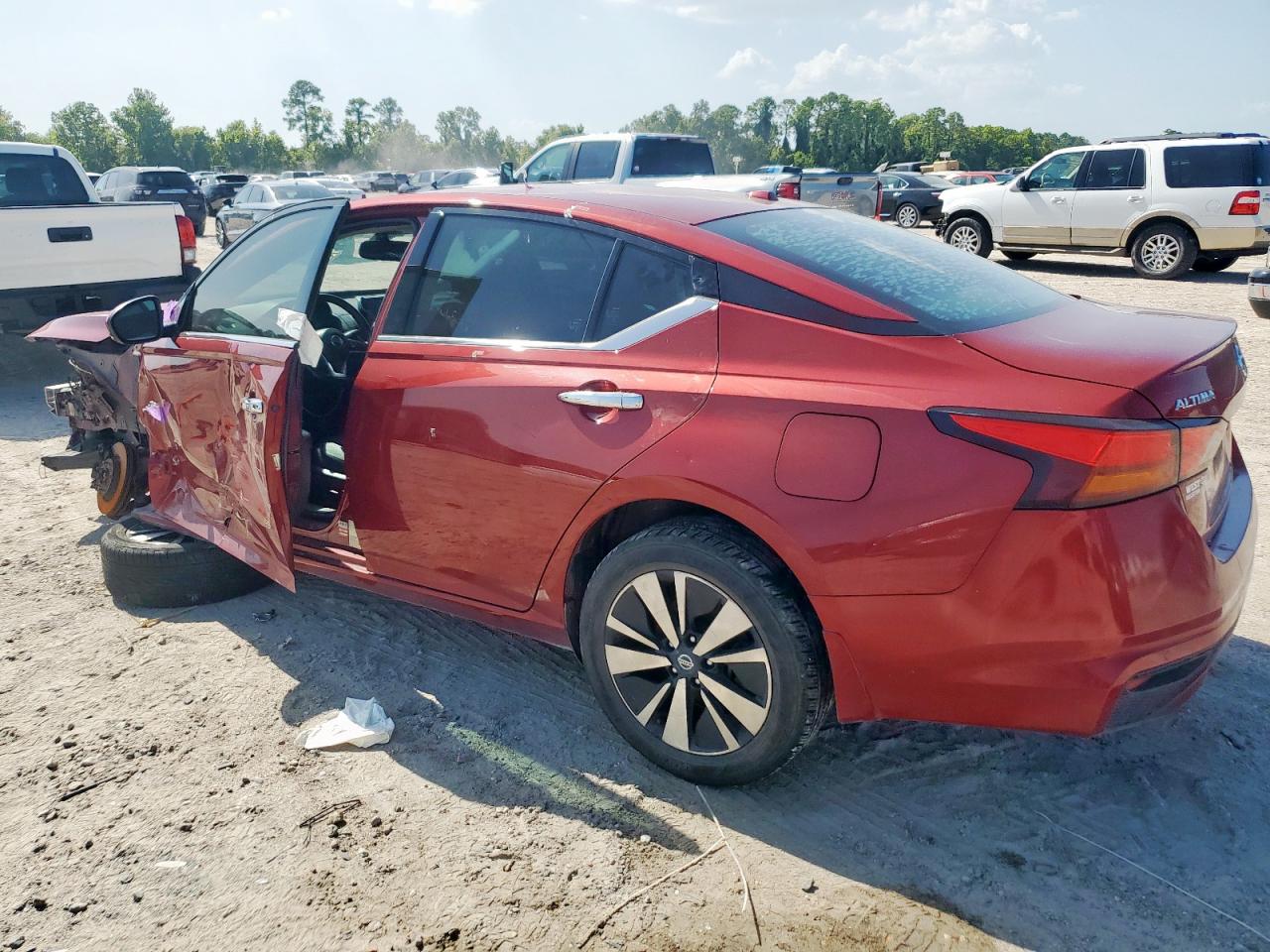 Nissan Altima Sv Image 4