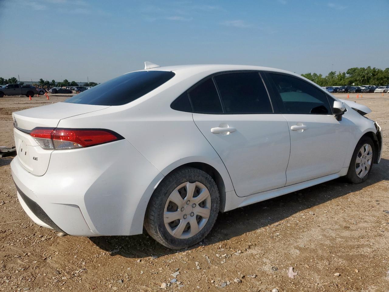 Toyota Corolla Le Image 13