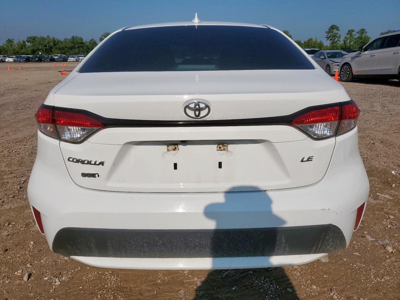 Toyota Corolla Le Image 4