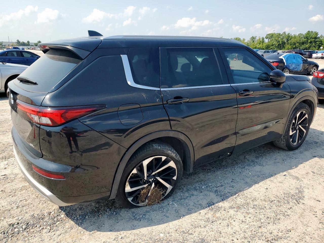 Mitsubishi Outlander Sel Image 6