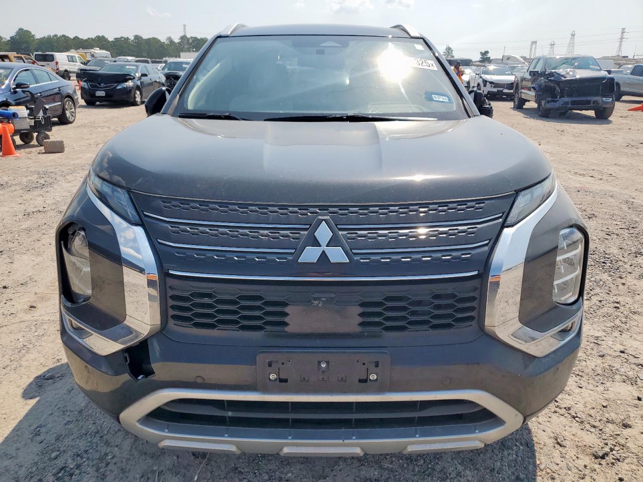 Mitsubishi Outlander Sel Image 5