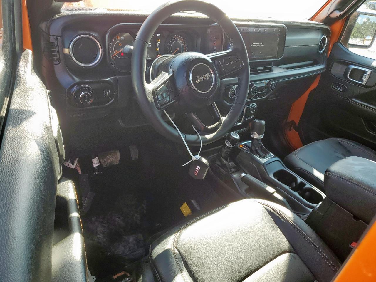 Jeep Gladiator Sport Image 9