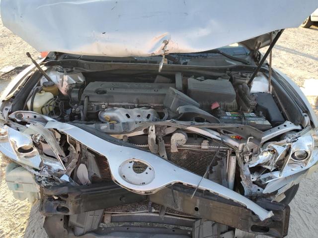 Toyota Camry Base Image 8