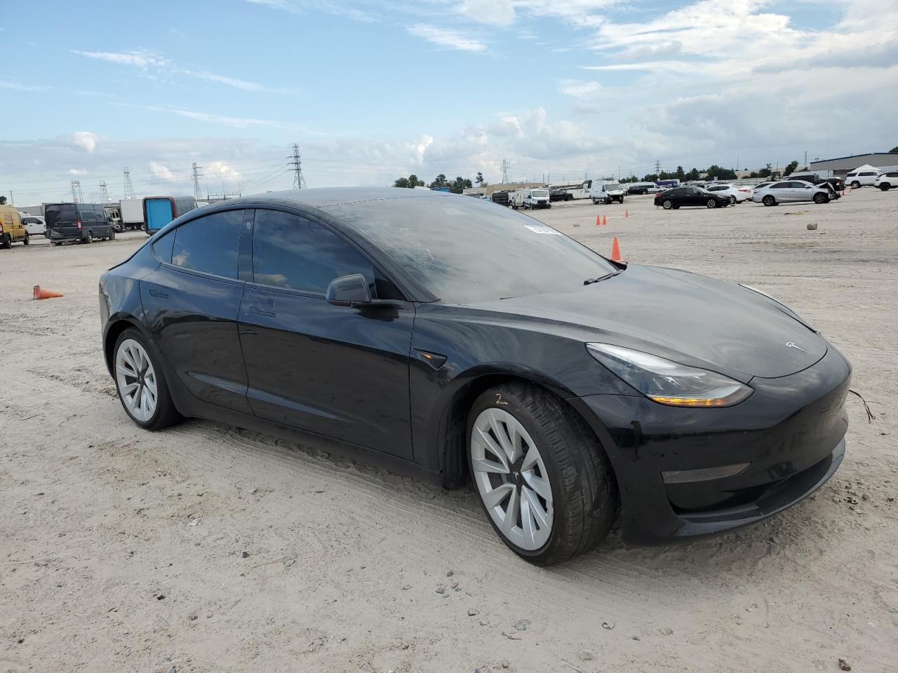 Tesla Model 3 Image 6