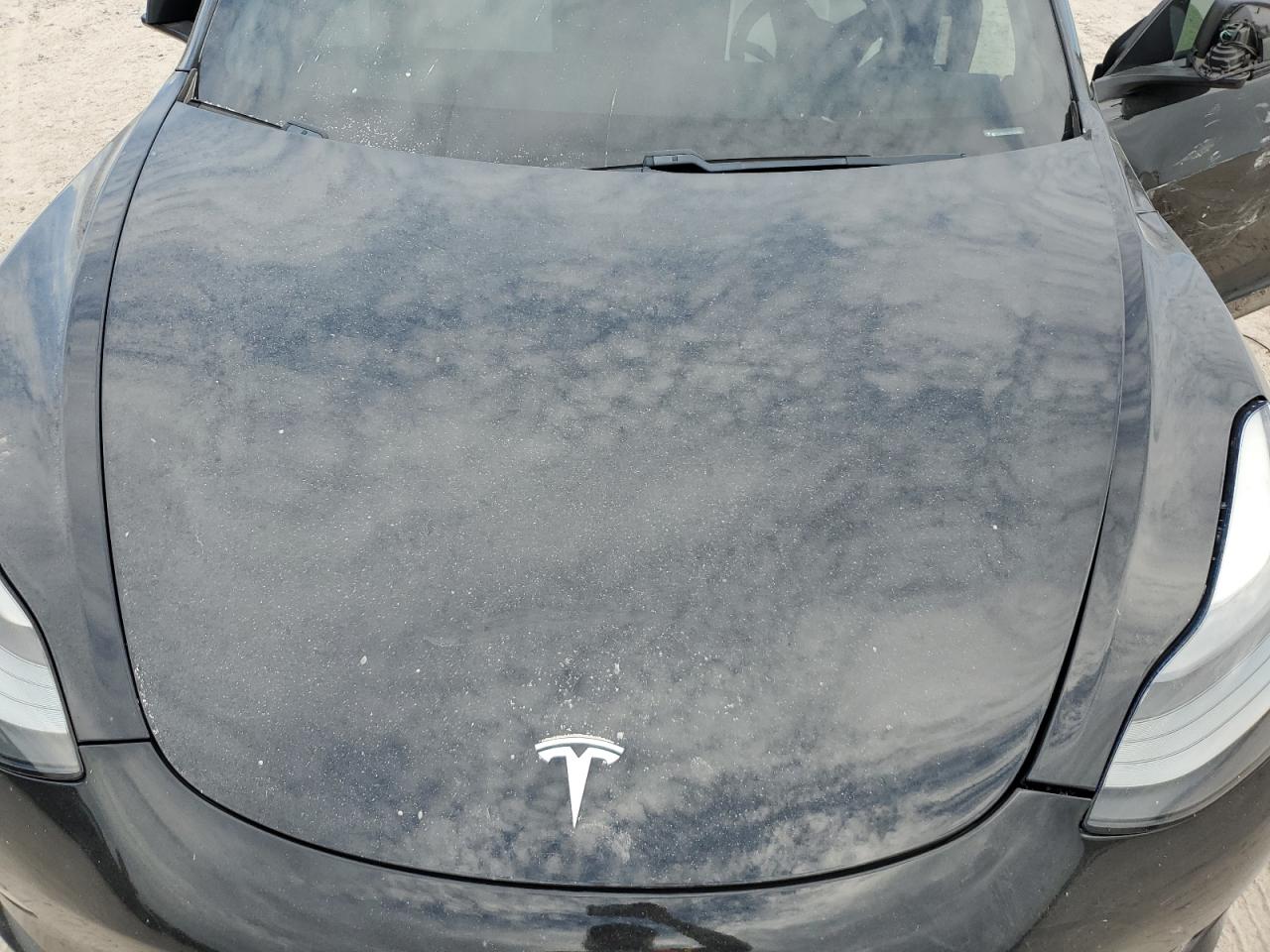 Tesla Model 3 Image 12
