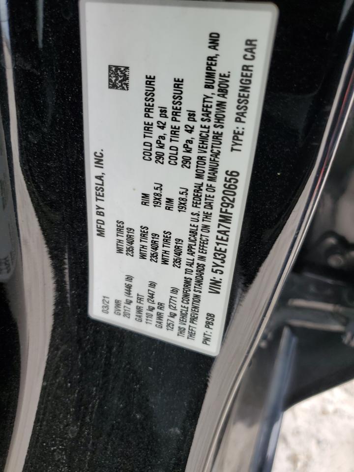 Tesla Model 3 Image 3