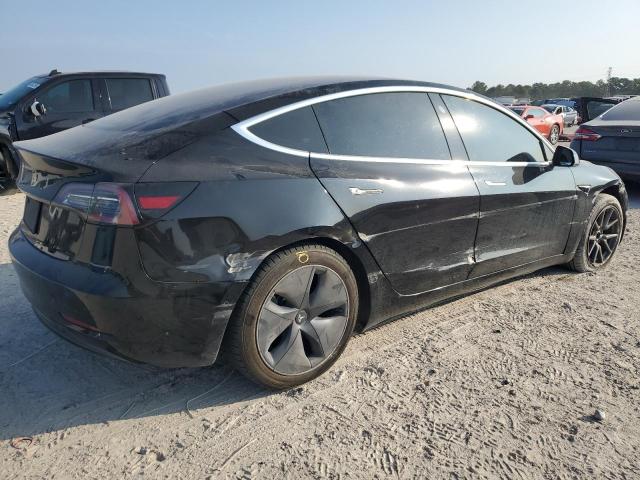 Tesla Model 3 Image 10