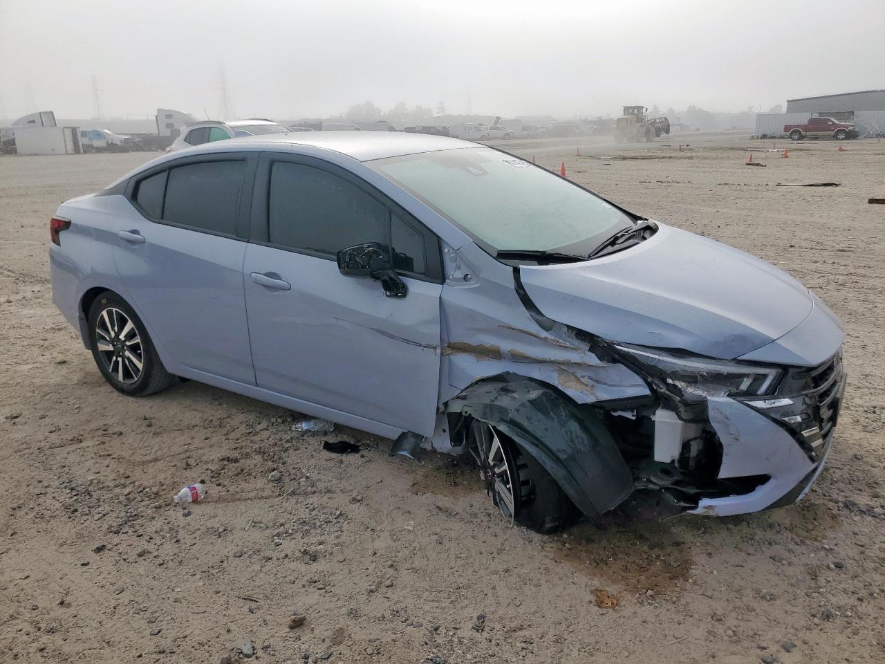 Nissan Versa Sv Image 12