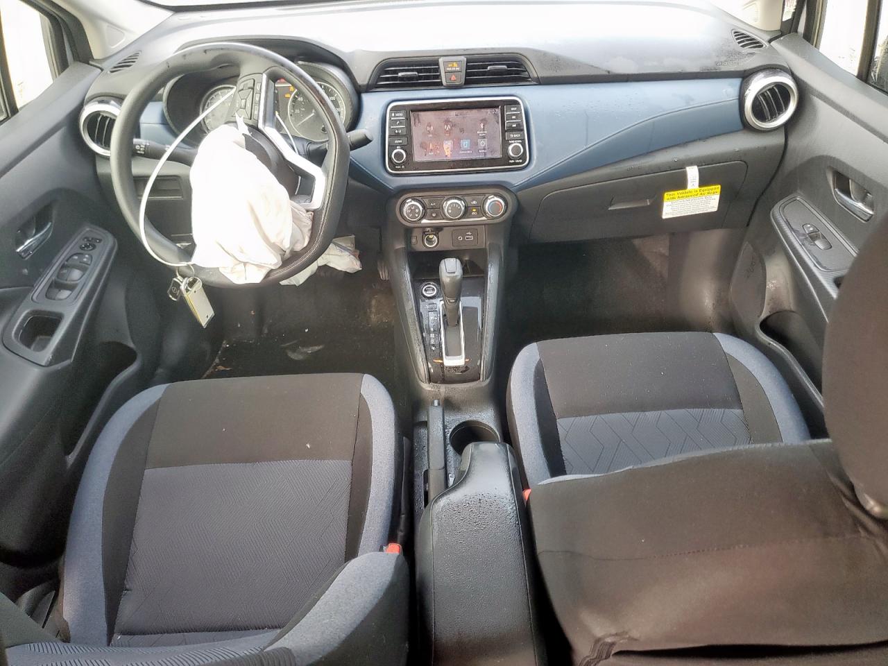 Nissan Versa Sv Image 11
