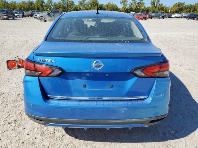 Nissan Versa S Image 4