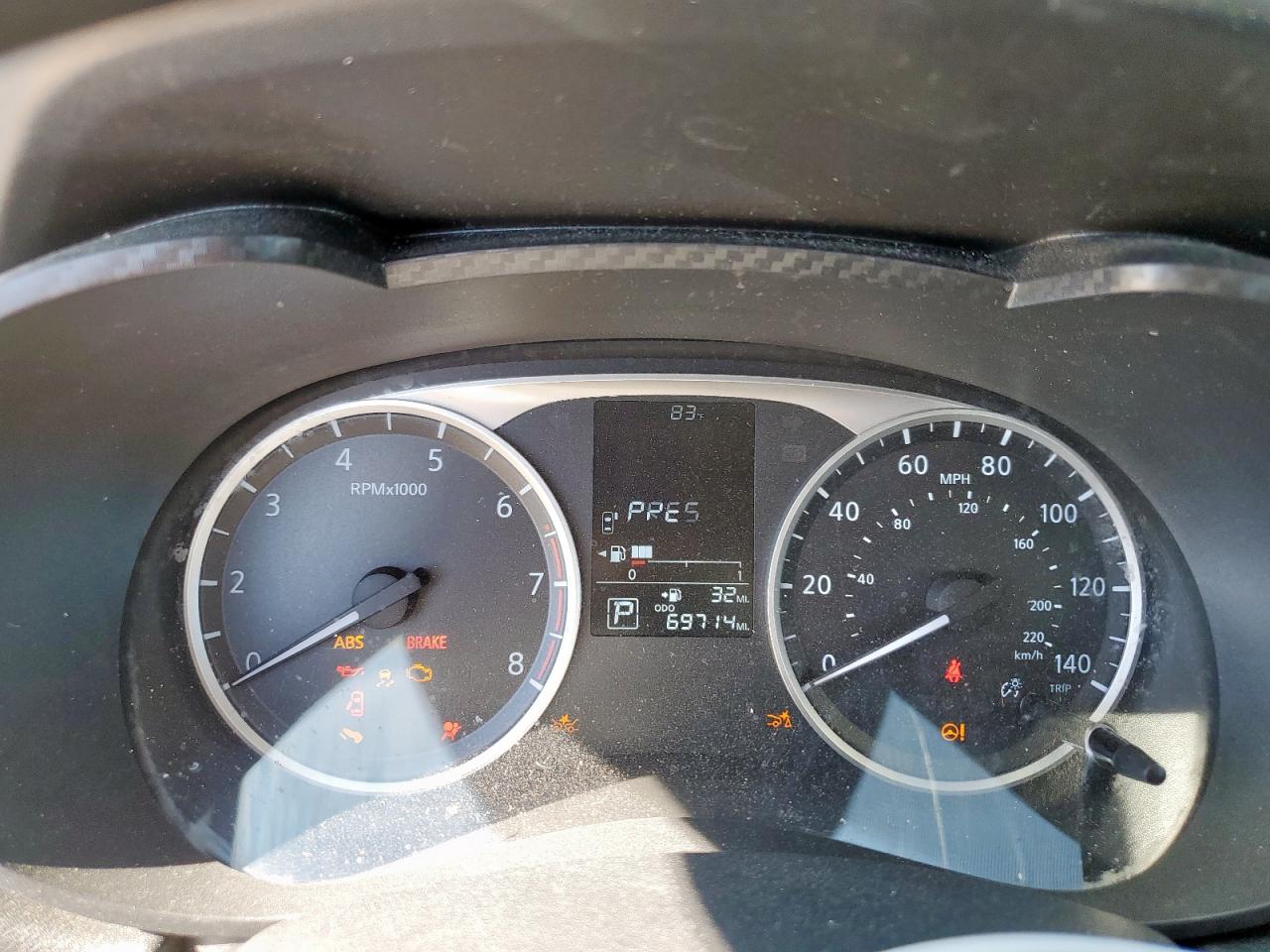 Nissan Versa S Image 7