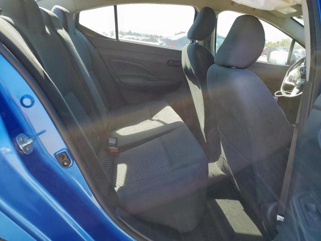 Nissan Versa S Image 8