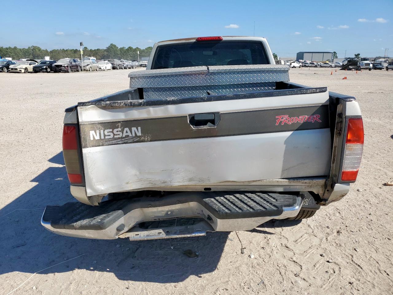 Nissan Frontier King Cab Xe Image 9