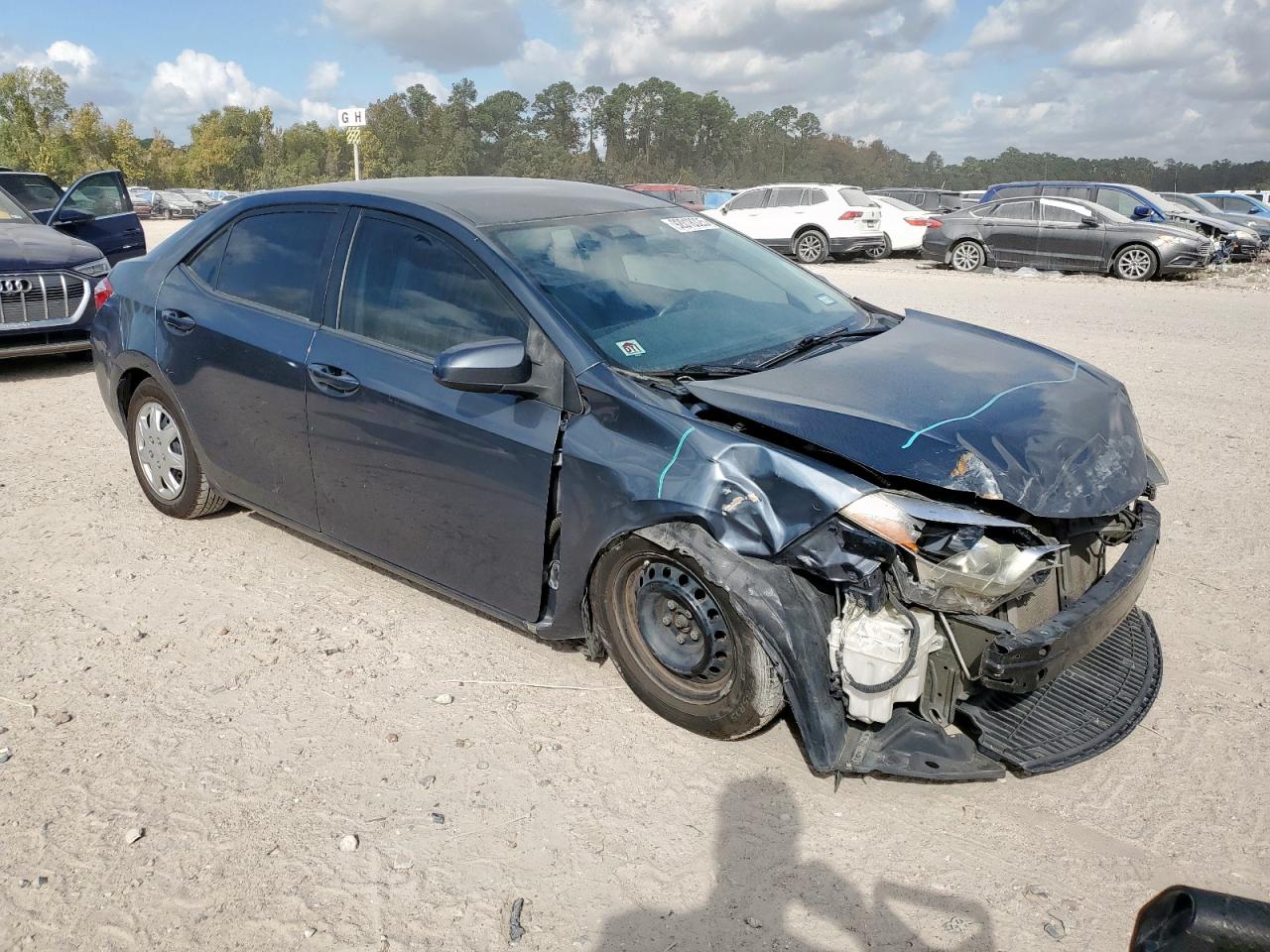 Toyota Corolla L Image 6