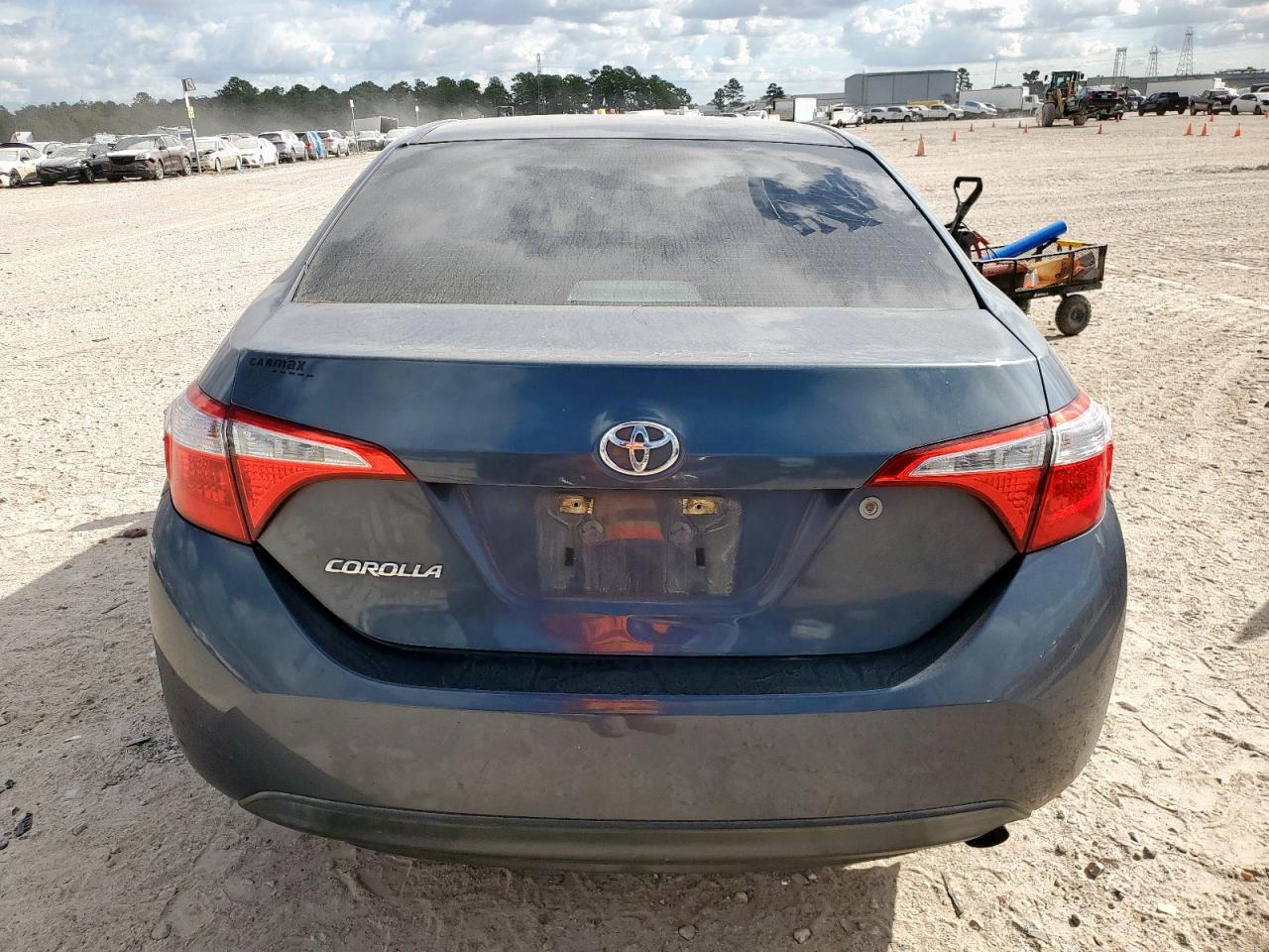 Toyota Corolla L Image 5