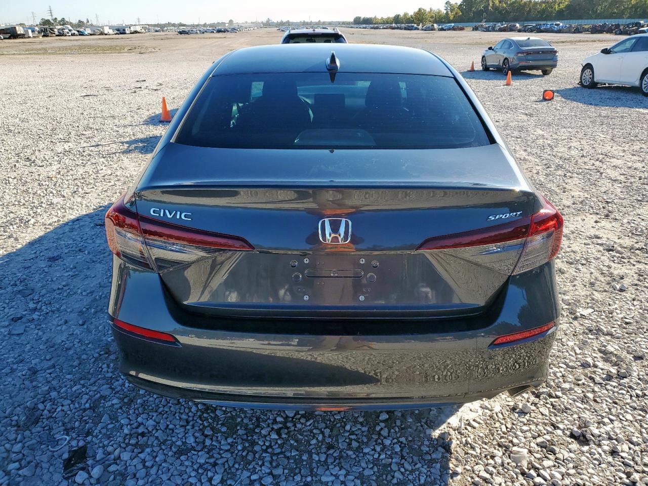 Honda Civic Sport Image 11