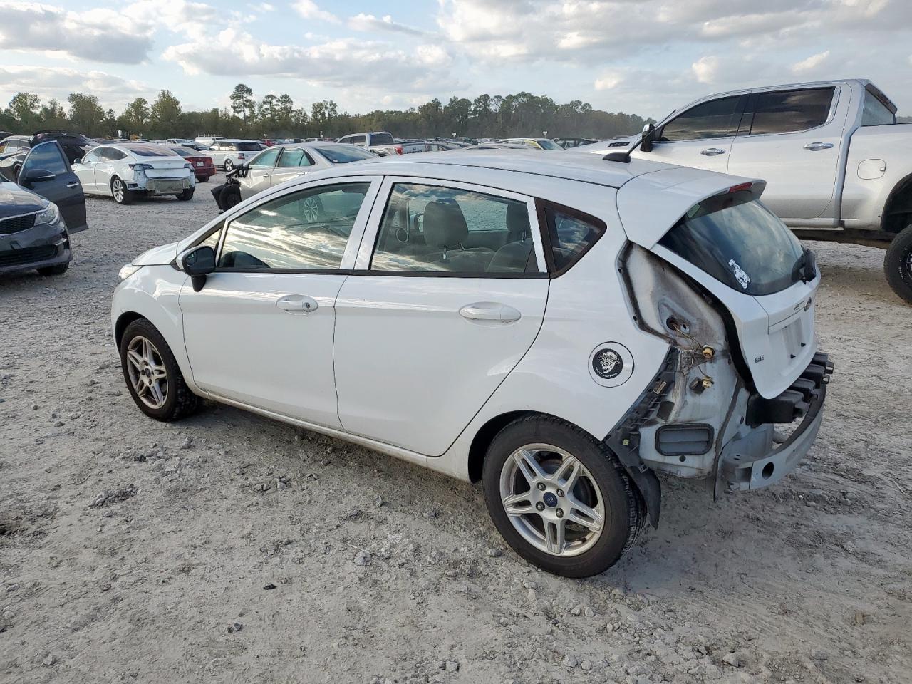 Ford Fiesta Se Image 3