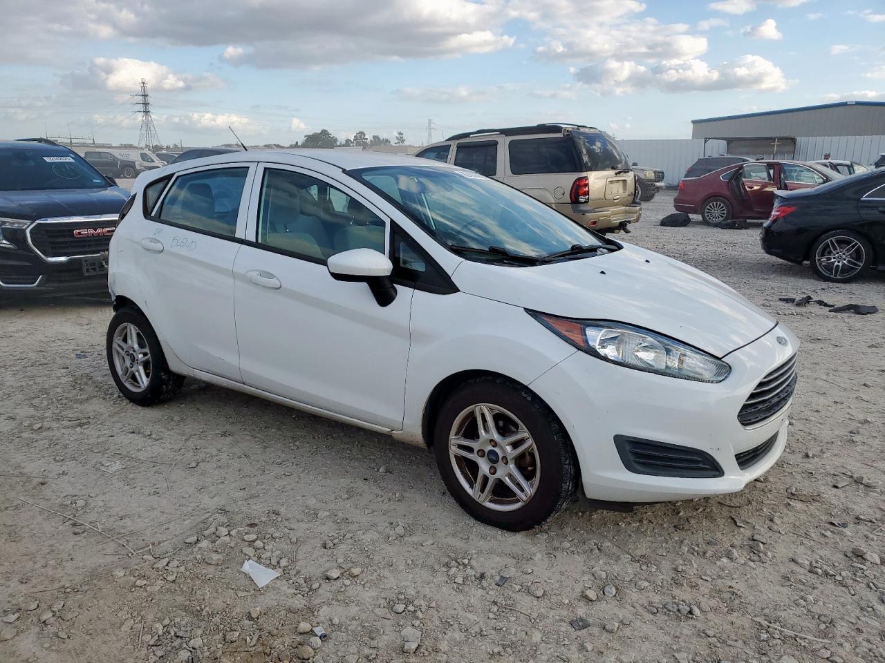 Ford Fiesta Se Image 4