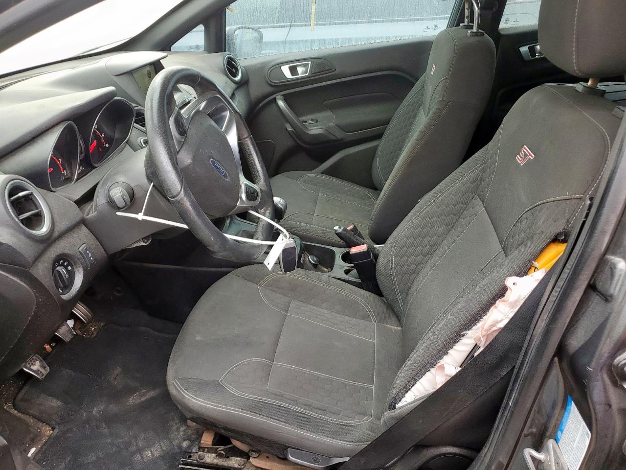 Ford Fiesta St Image 6