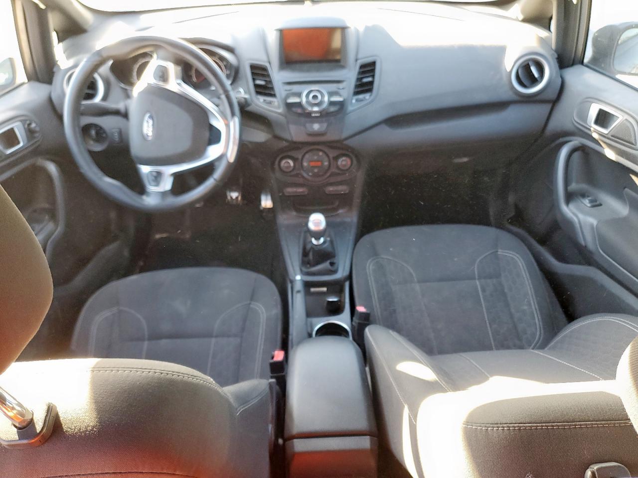 Ford Fiesta St Image 12