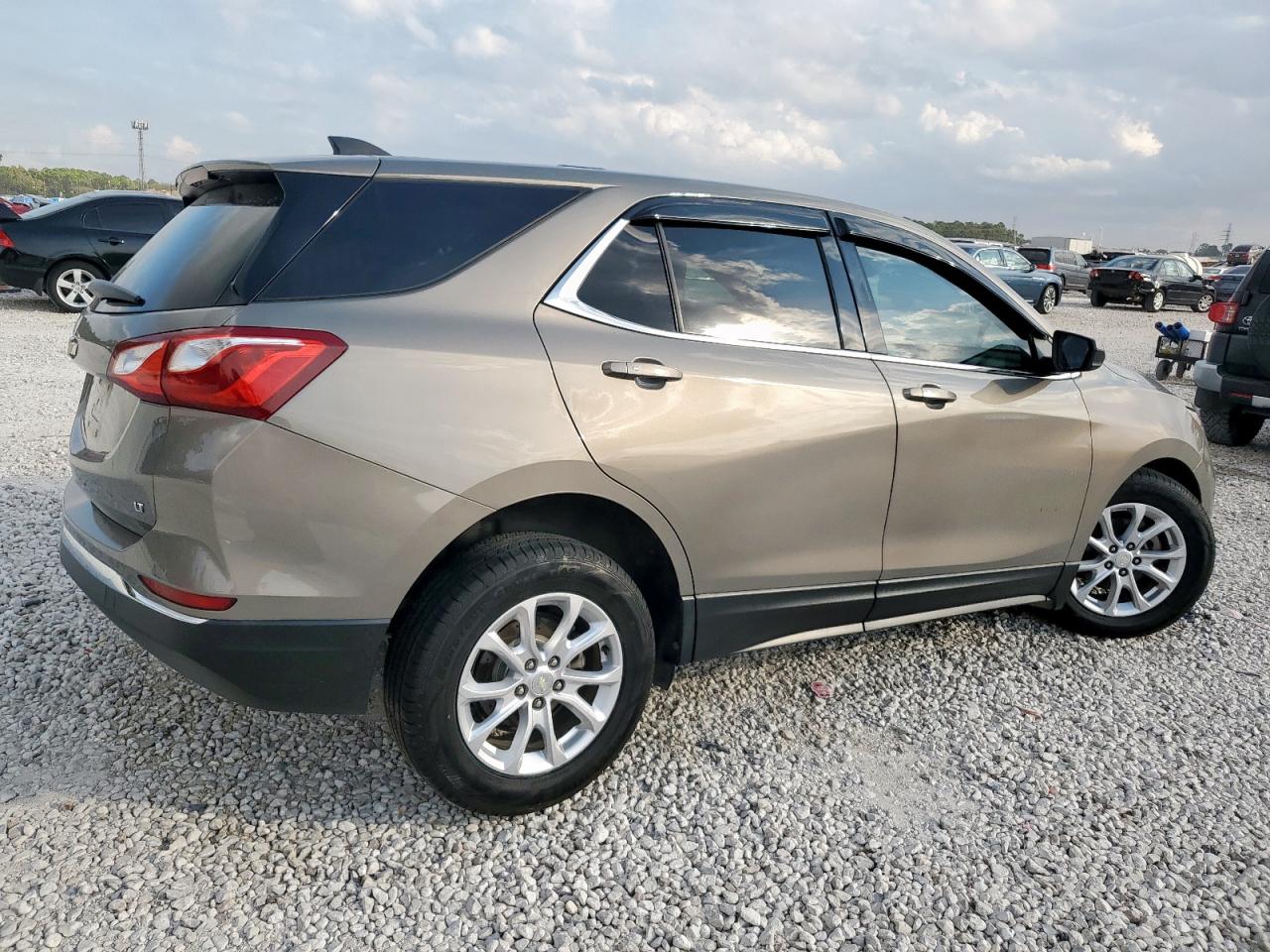 Chevrolet Equinox Lt Image 8