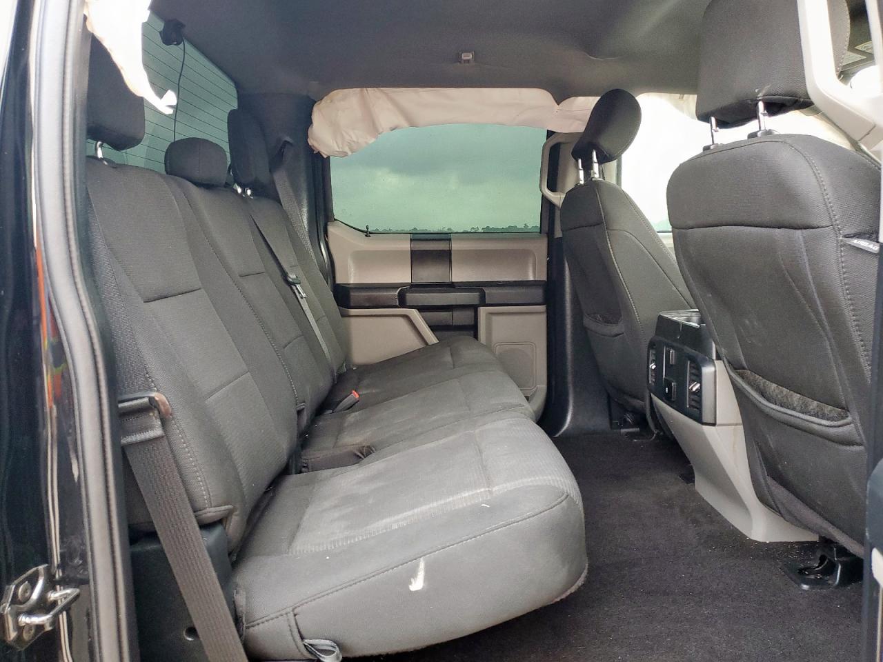 Ford F-150 Supercrew Image 3