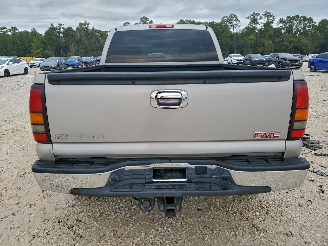 GMC Sierra K1500 Image 11