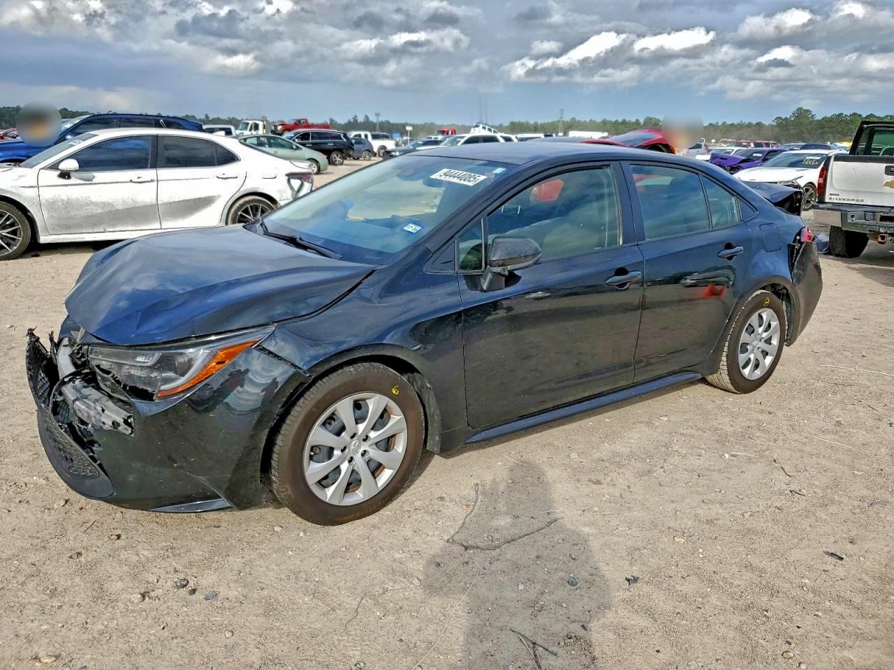 Toyota Corolla Le Image 1