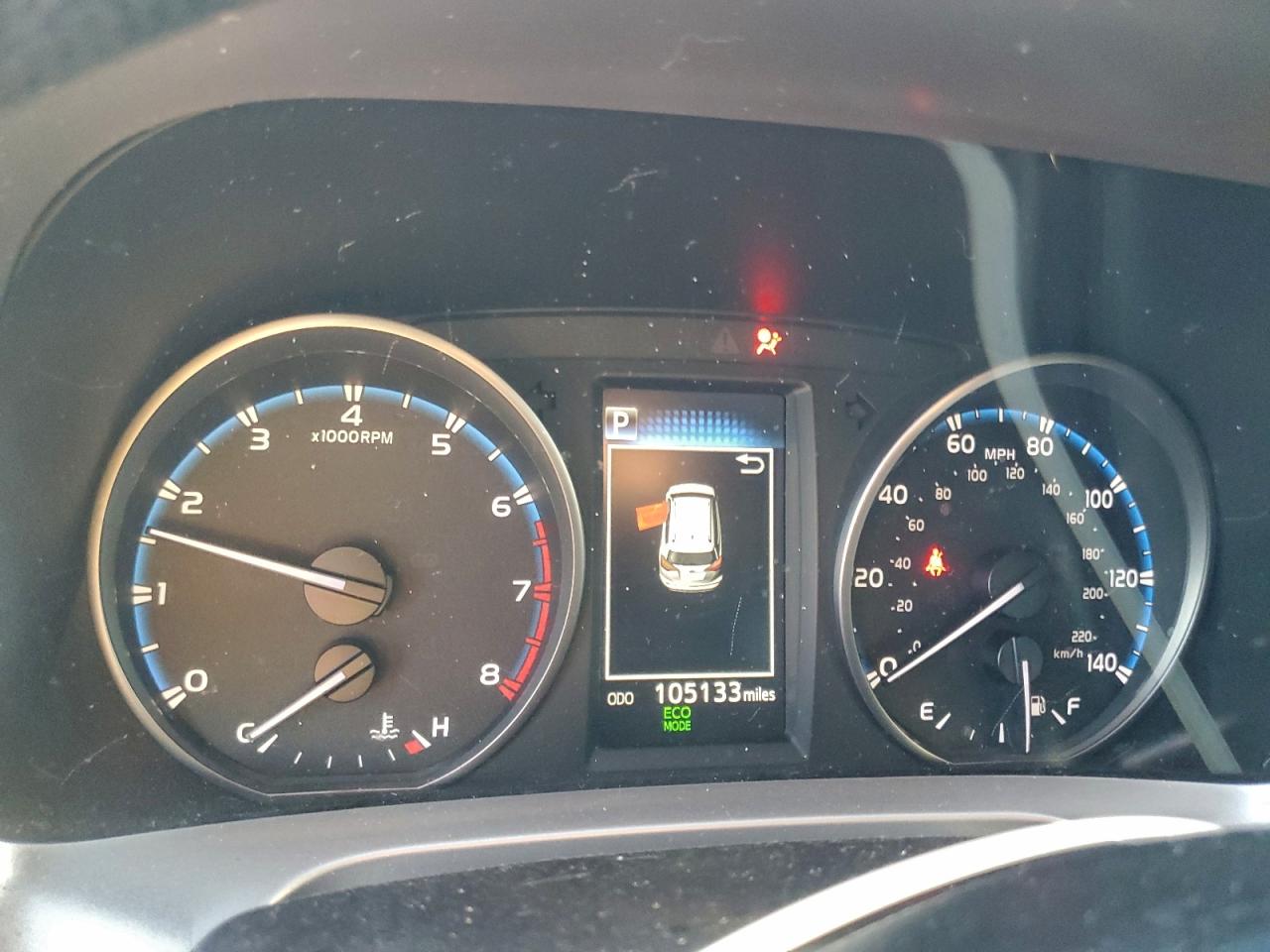 Toyota RAV4 Le Image 4