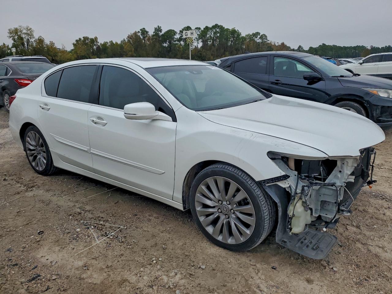 Acura RLX Tech Image 6