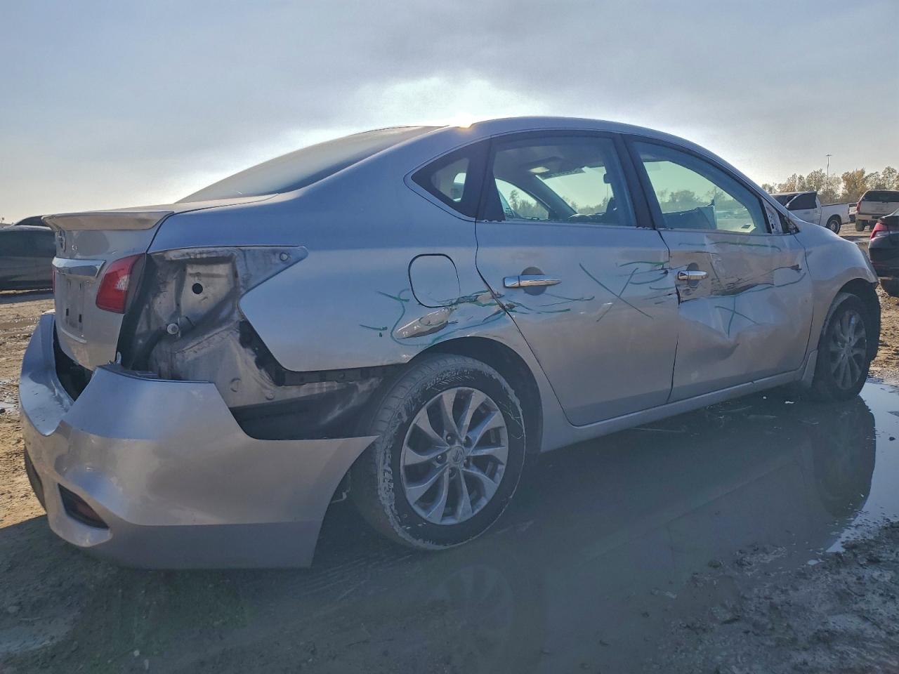 Nissan Sentra S Image 7