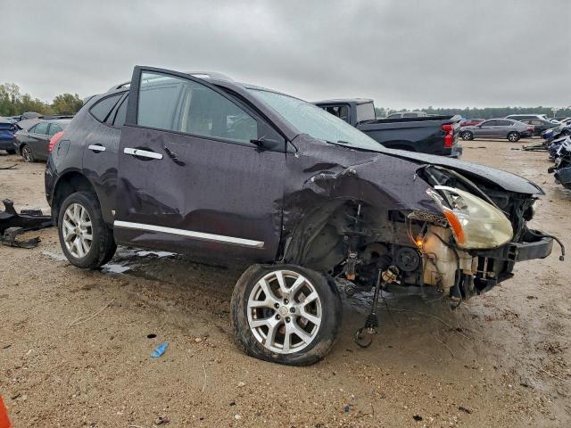 Nissan Rogue S Image 2