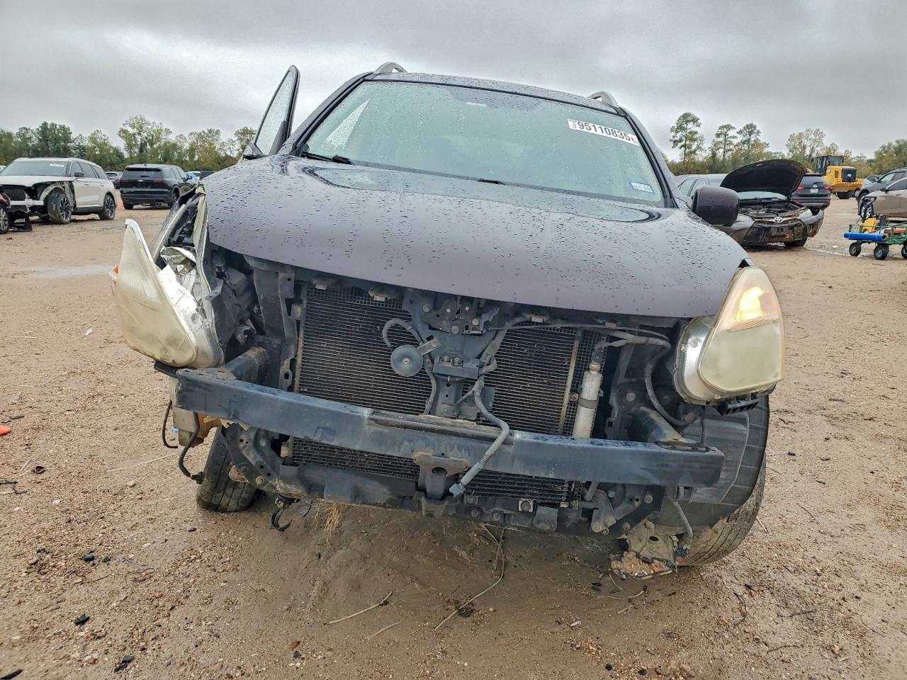 Nissan Rogue S Image 5