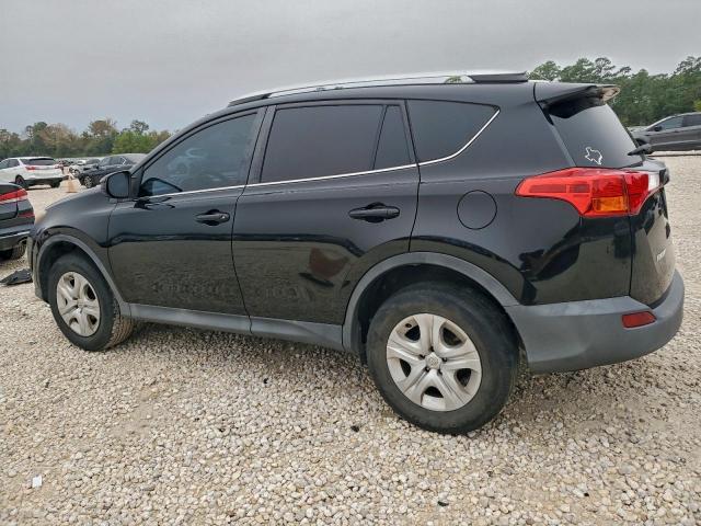 Toyota RAV4 Le Image 4