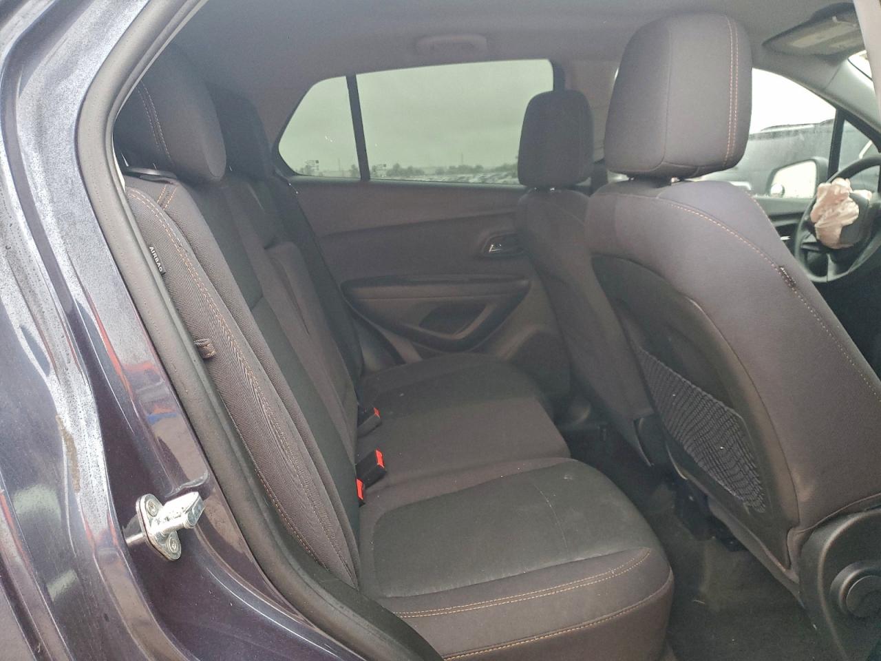 Chevrolet Trax Ls Image 11